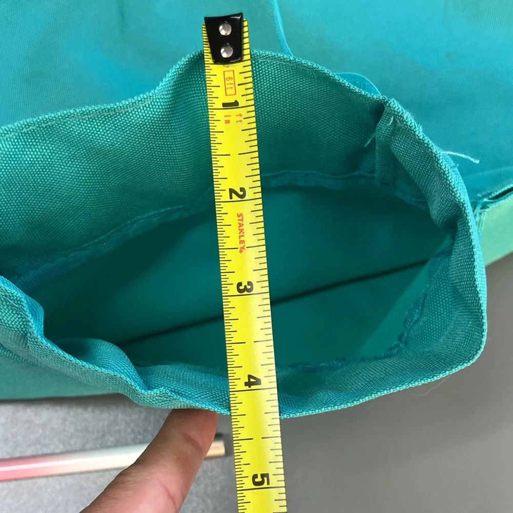 Cat Carrier Aid